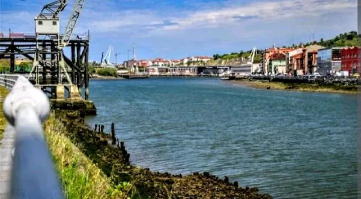 Riverside Barakaldo 0*,